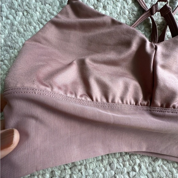 ALO YOGA lavish sports bra, mauve/pink, small - Picture 2 of 3